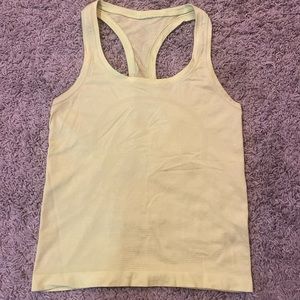 Lululemon tank